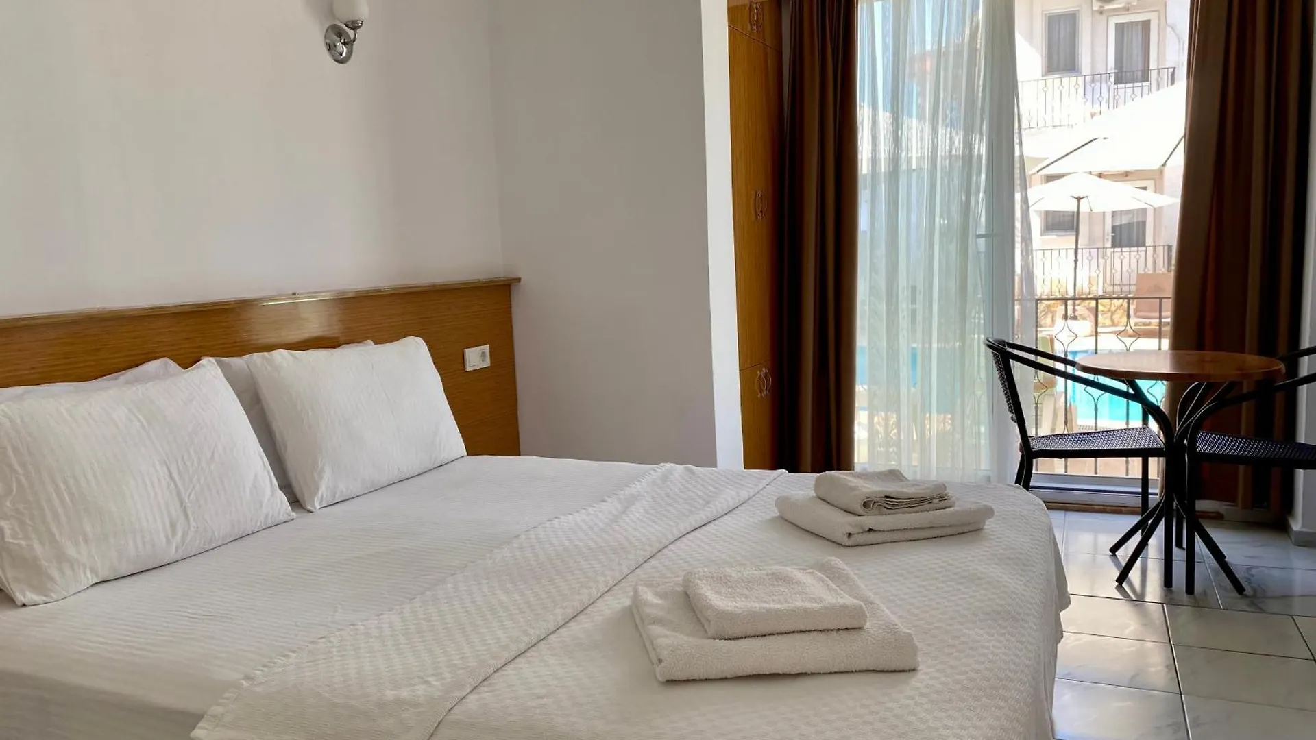 Cam Hotel Fethiye